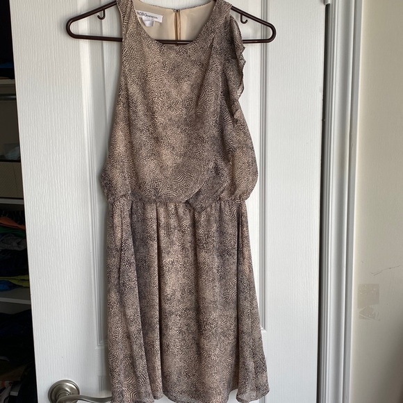 BCBG light peach dress - size 6 - Picture 1 of 10